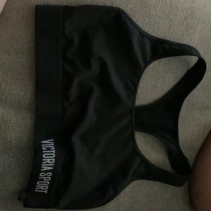 Victorias sport bra